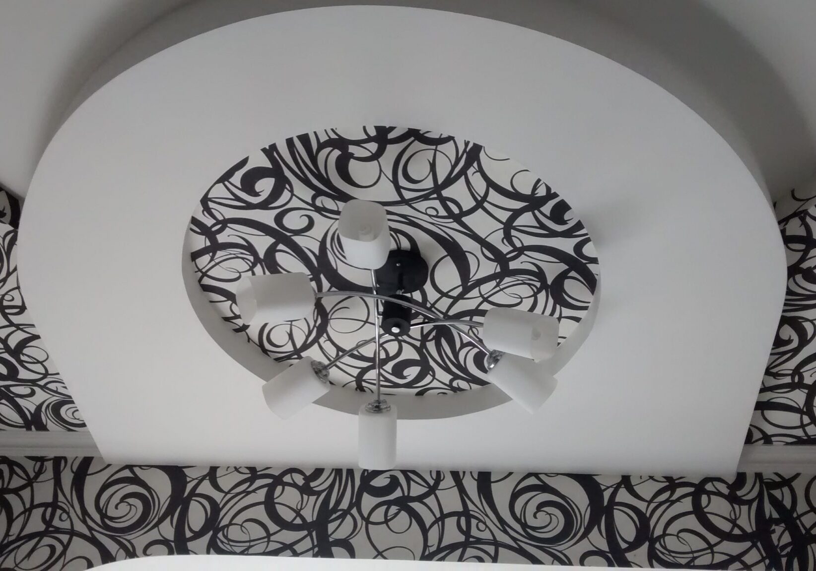 Конструкция из гипсокартона